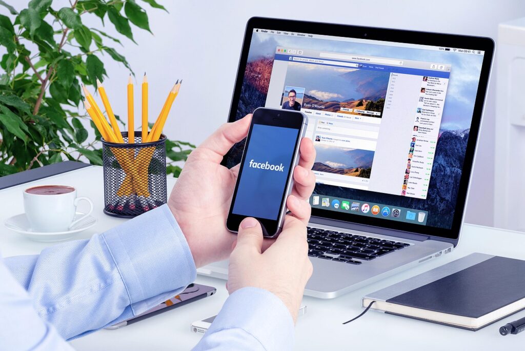 Social Media 8 Social Media Management in Devon, Dorset & Somerset